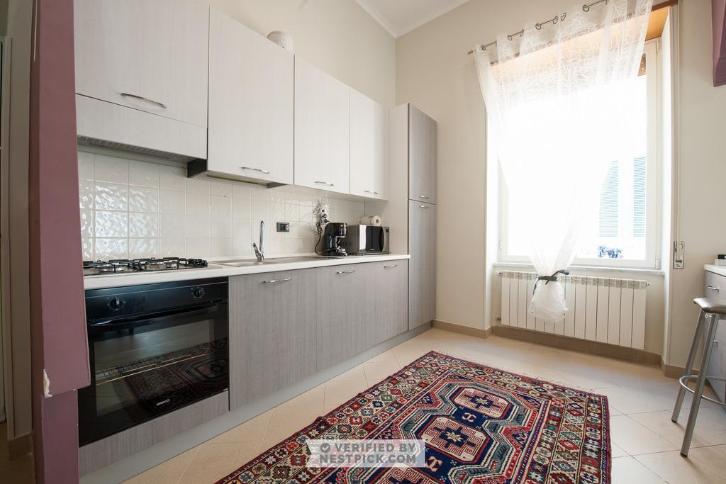 Cammarano 12 Home Naples Bilik gambar